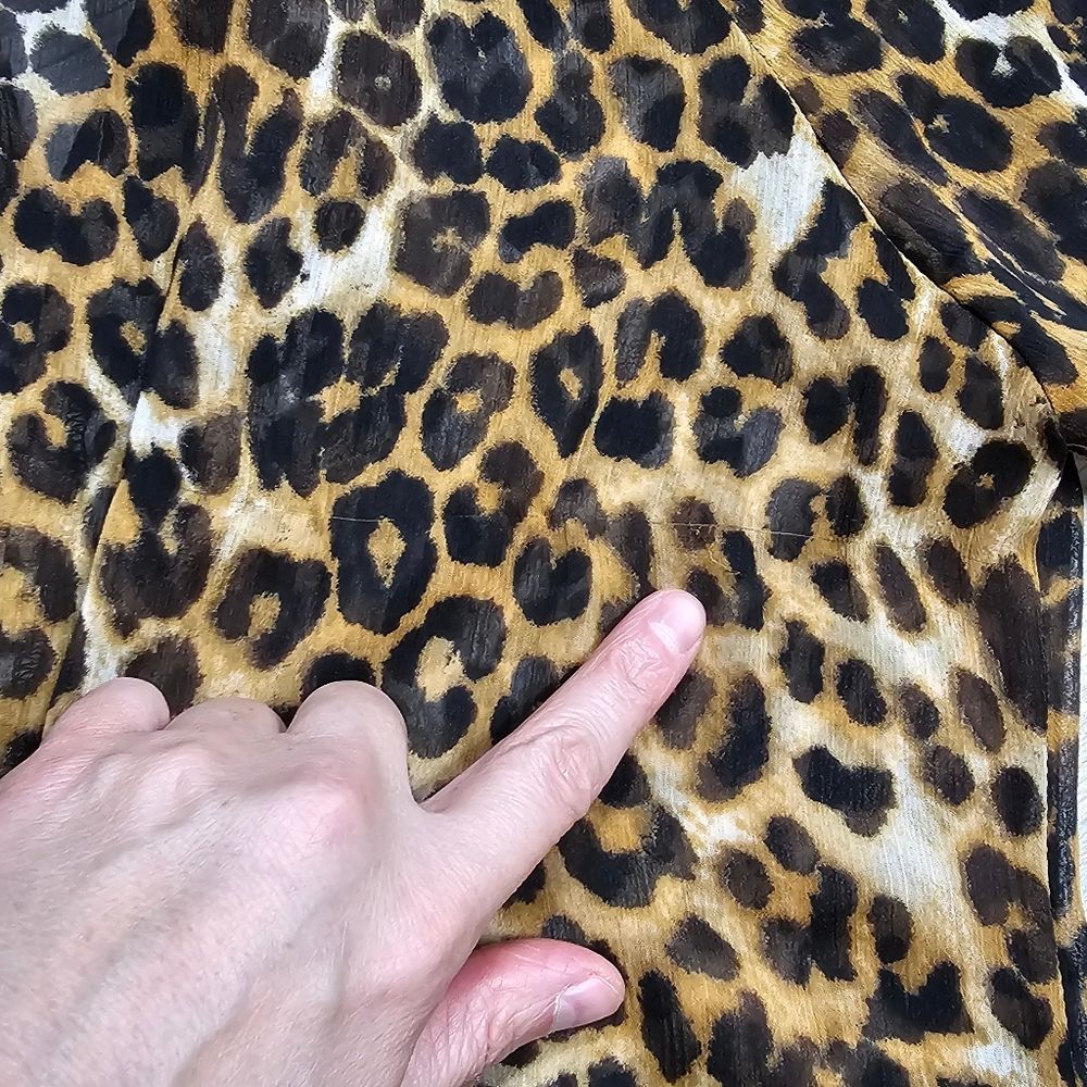 EXPRESS Y2K Animal Print Cheetah Flirtly Off shoulder Chiffon Blouse Size S - Picture 6 of 10
